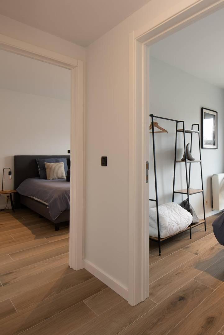 Luxueus, Ruim Appartement Op 350M Van Het Strand Oostende Ngoại thất bức ảnh