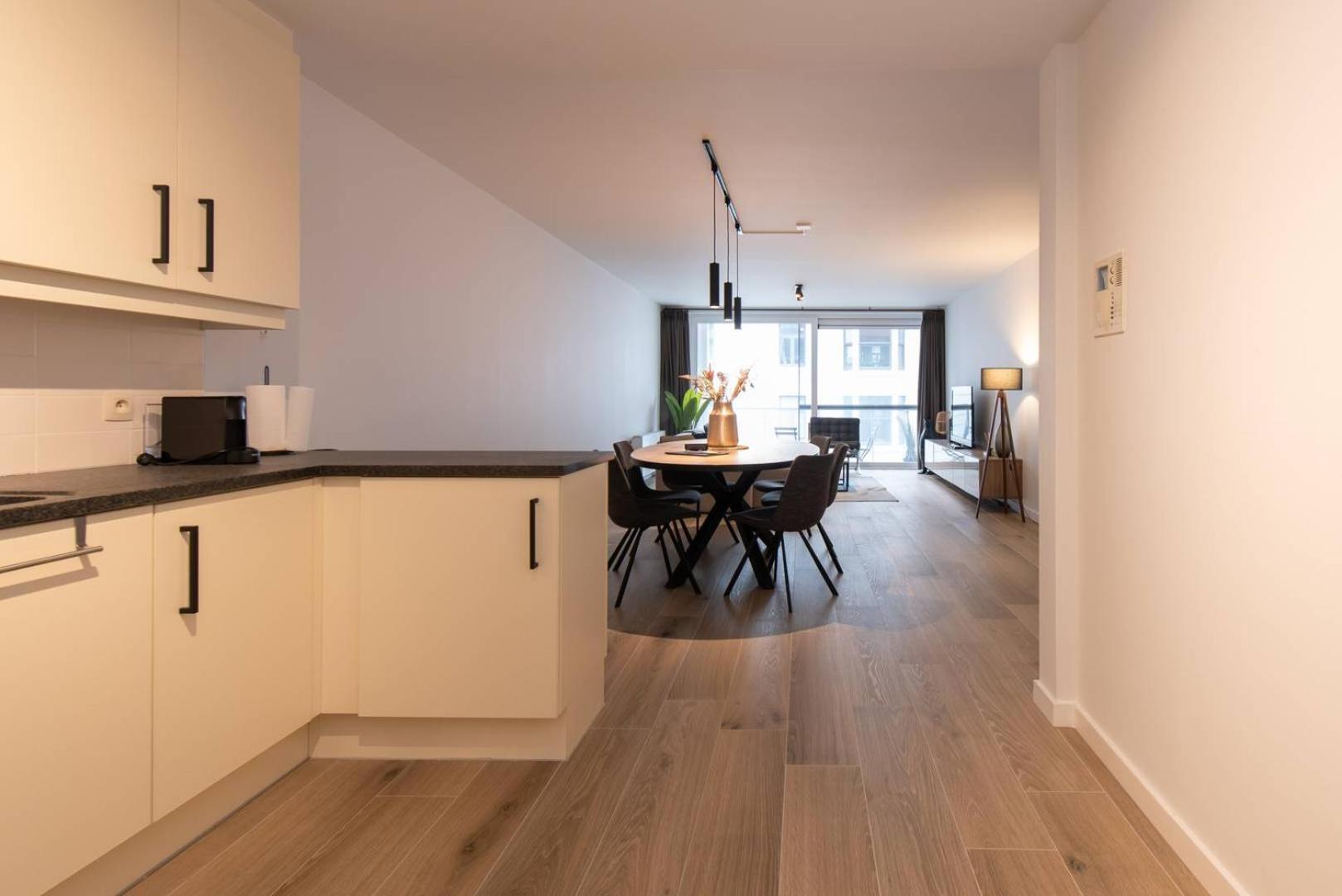 Luxueus, Ruim Appartement Op 350M Van Het Strand Oostende Ngoại thất bức ảnh