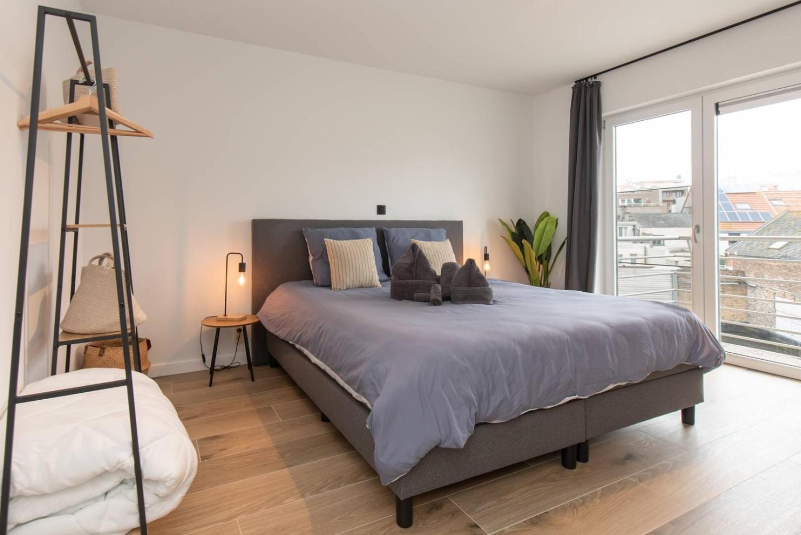 Luxueus, Ruim Appartement Op 350M Van Het Strand Oostende Ngoại thất bức ảnh