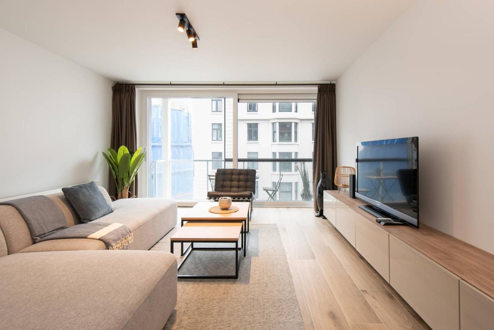 Luxueus, Ruim Appartement Op 350M Van Het Strand Oostende Ngoại thất bức ảnh